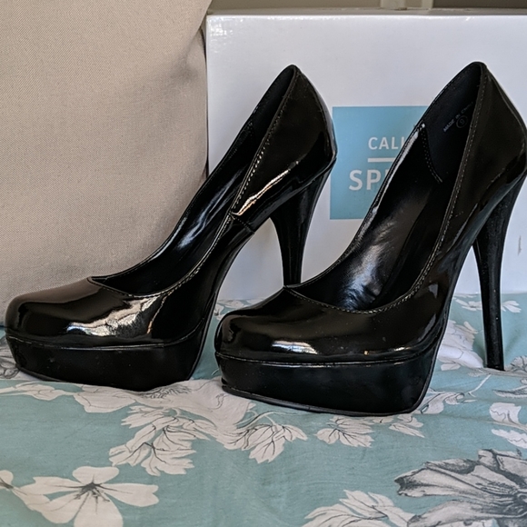 Call it spring platform heels size 9 - Picture 2 of 13